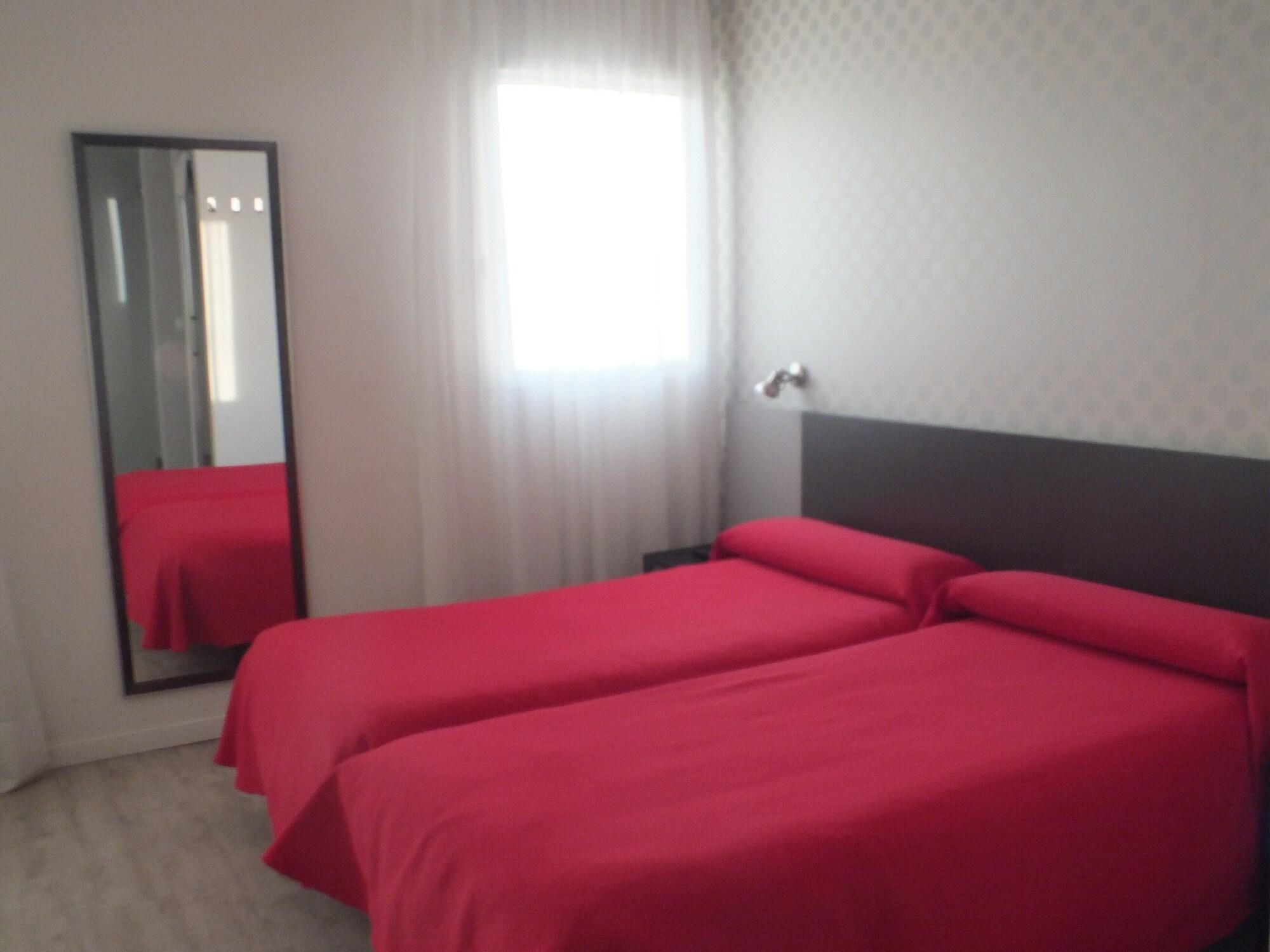 Checkin Urban Nevada Hotel Armilla