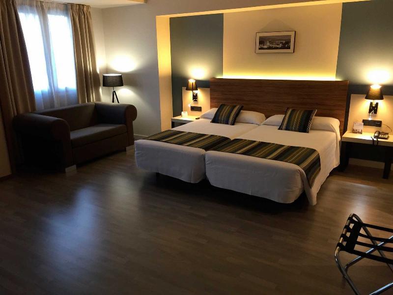 Checkin Urban Nevada 3* Armilla